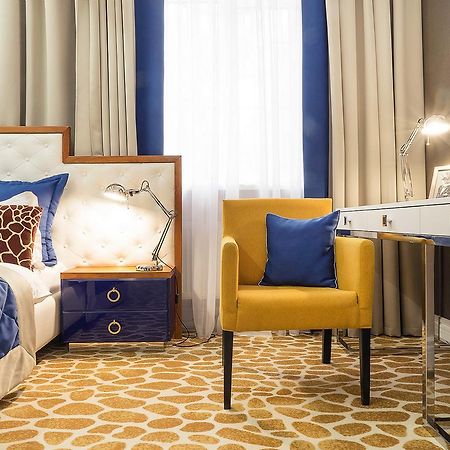Mirax Sapphire Boutique Hotel Харков Екстериор снимка