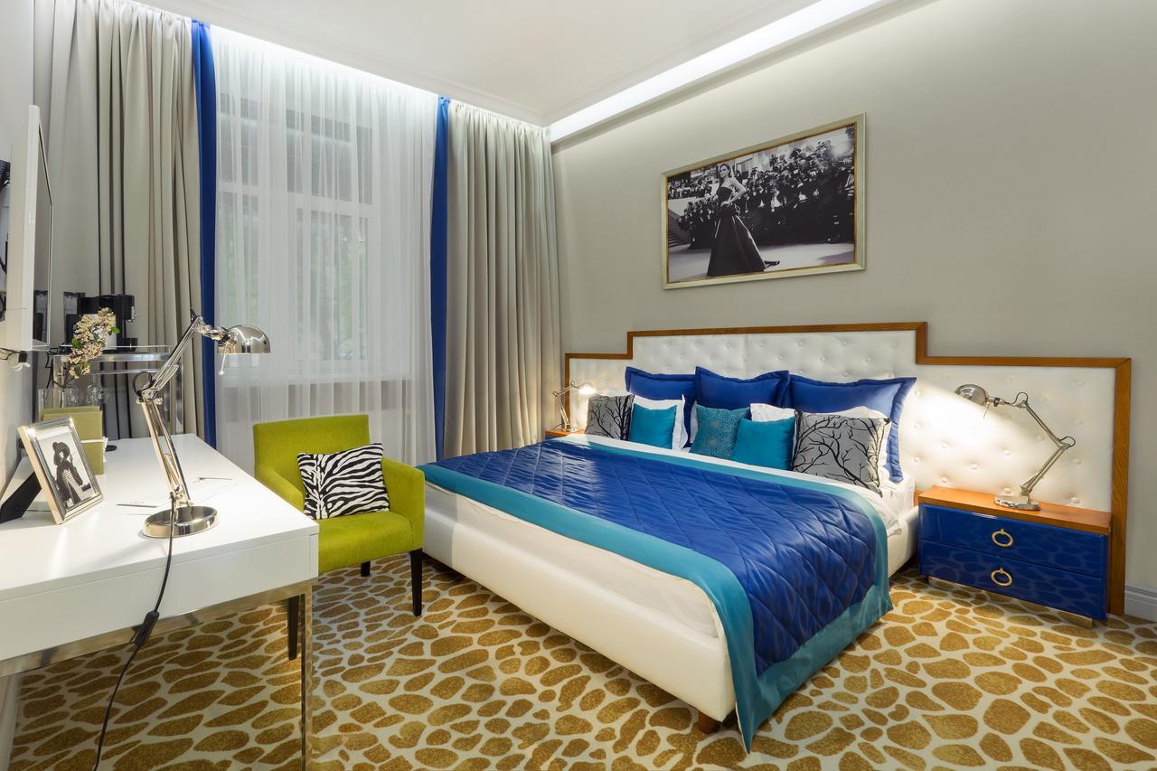 Mirax Sapphire Boutique Hotel Харков Екстериор снимка