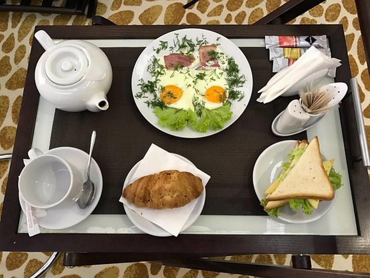 Mirax Sapphire Boutique Hotel Харков Екстериор снимка